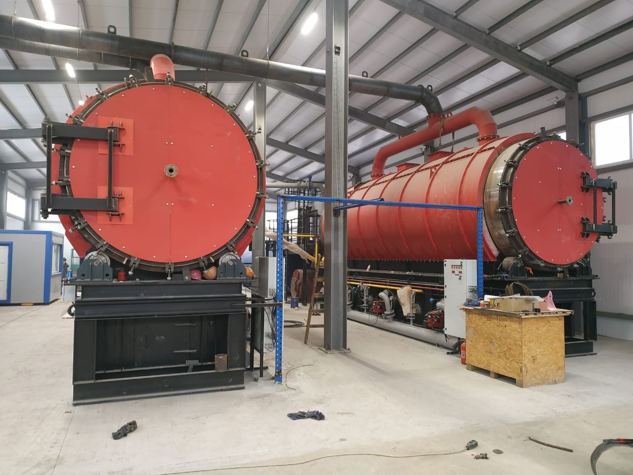 Dual pyrolysis reactors – front view